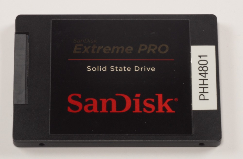 Blackmagic Design HyperDeck Shuttle 2 with (2) MiniSDI Cables, Power Supply, SSD