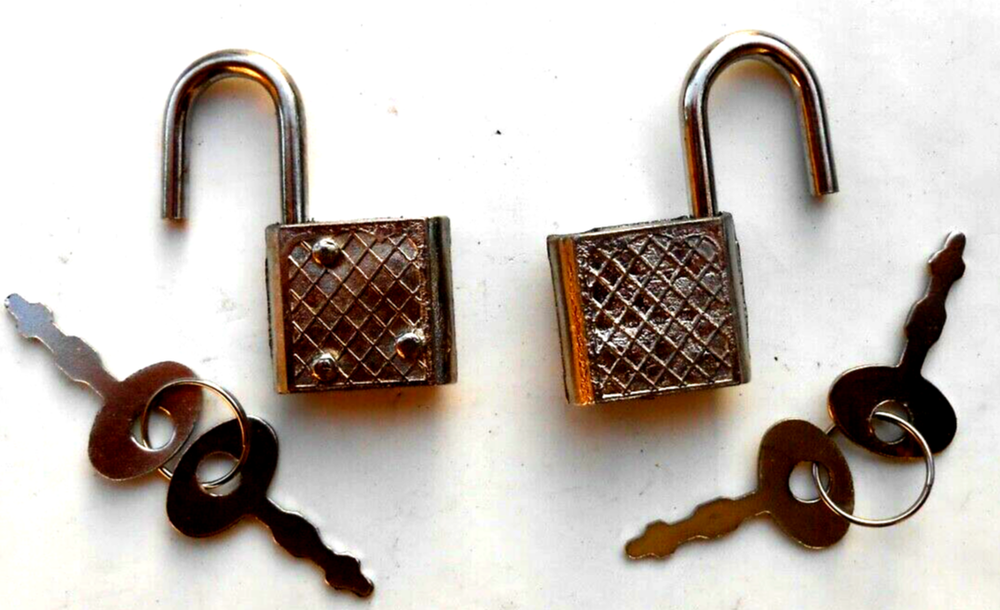2 SILVER Small Metal Padlock Mini Tiny Box Lock with 4 same Keys