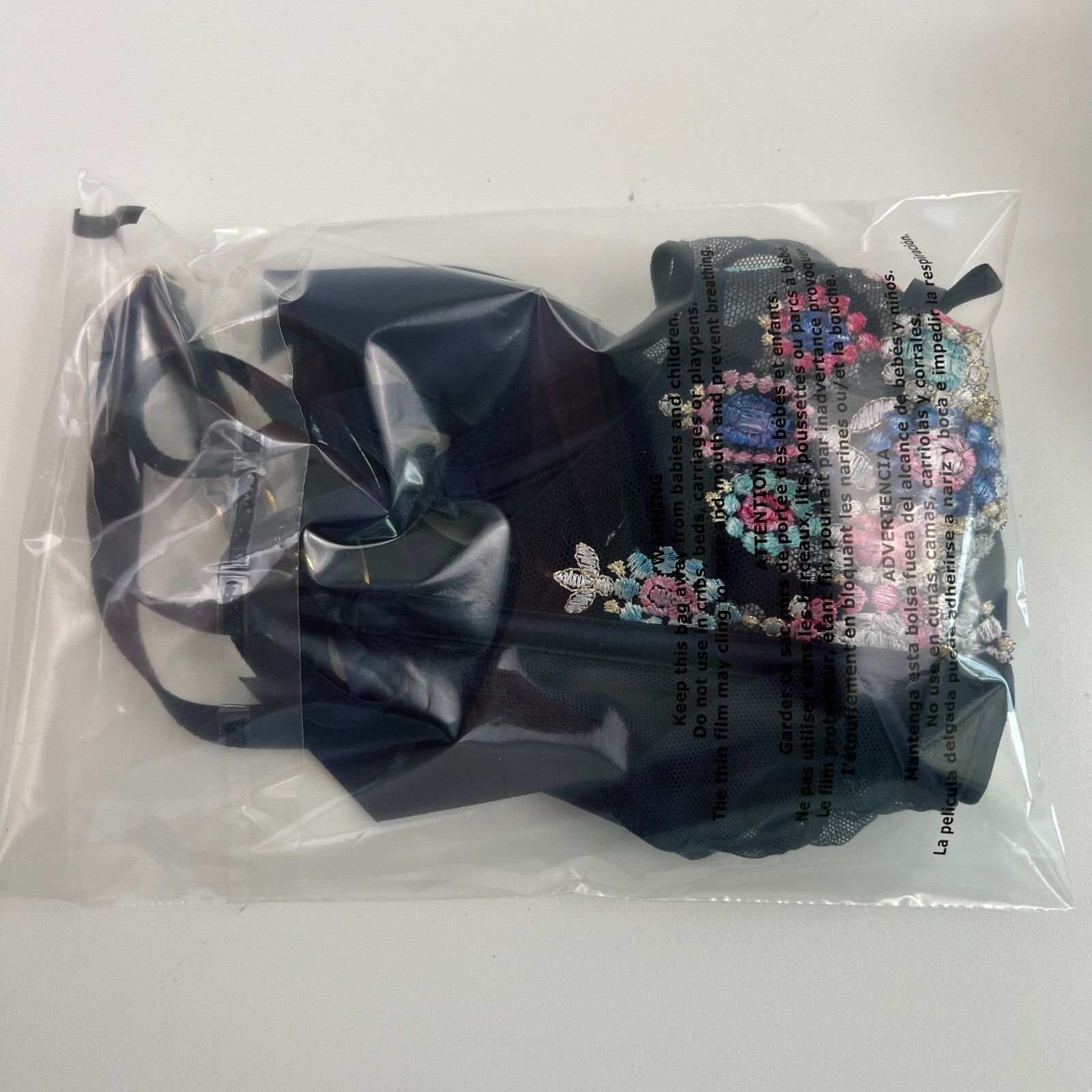 Victoria's Secret Dream Angels Floral Embroidered Garter Belt Black XS/S NWT