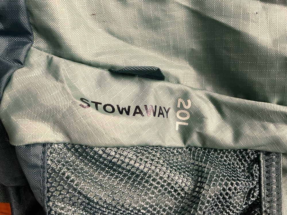 Eddie Bauer Stowaway 20L Lightweight Backpack Teal/Lime NWOT