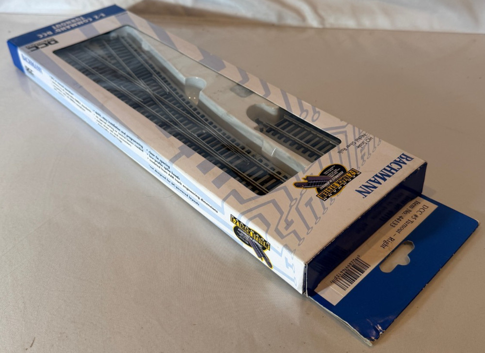 🚂Bachmann HO Scale 44133 E-Z Track Command DCC #5 Turnout Right Nickel Silver🚂
