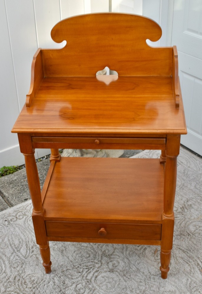 Vintage Lexington Solid Cherry Americana Stand/Table w/Pull-Out & Drawer