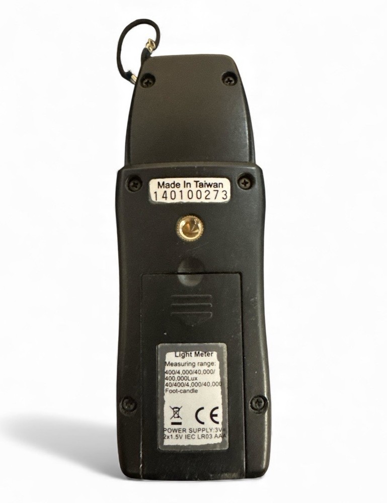 EXTECH LT40 LED Light Meter with Original Case ✅