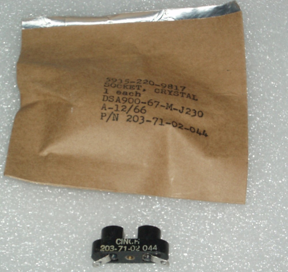 CINCH NOS quartz crystal socket can modify for FT-243 brand new