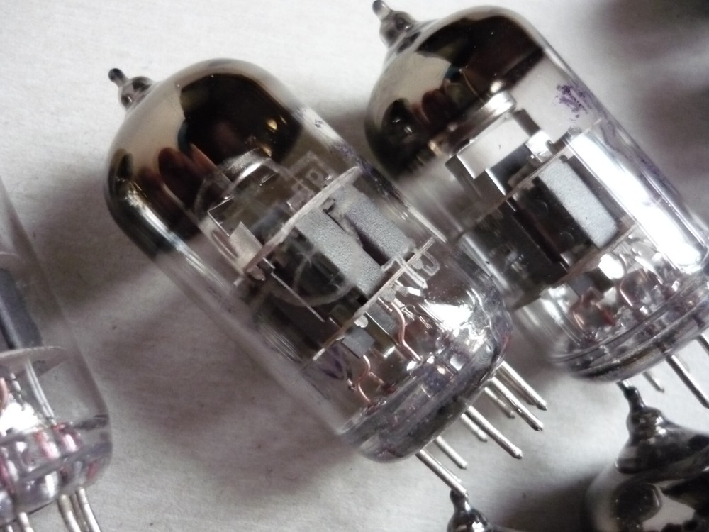 8pcs. 6N23P-EV / 6Н23П-ЕВ = ECC88 Double triode MILITARY. NEW. ONE BATCH 03-1973