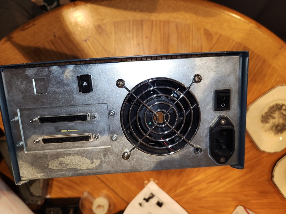 DS-TZ89N-TA DEC DLT7000 SCSI External Tabletop Tape Drive Module