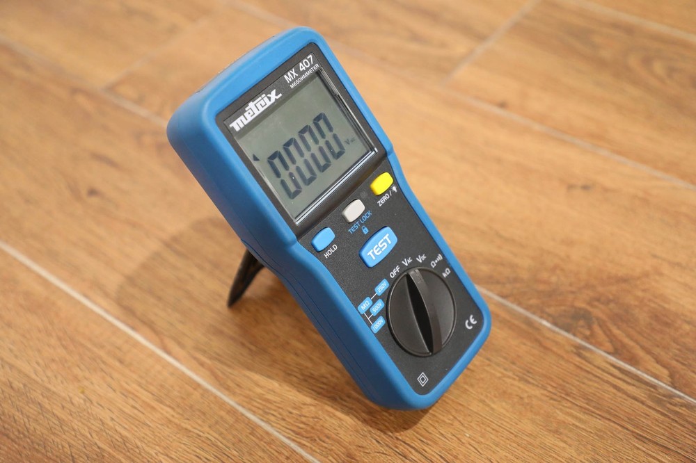 Metrix Megohmeter MX407 / Multimeter NDT Electrical Testing Wires Leads Current