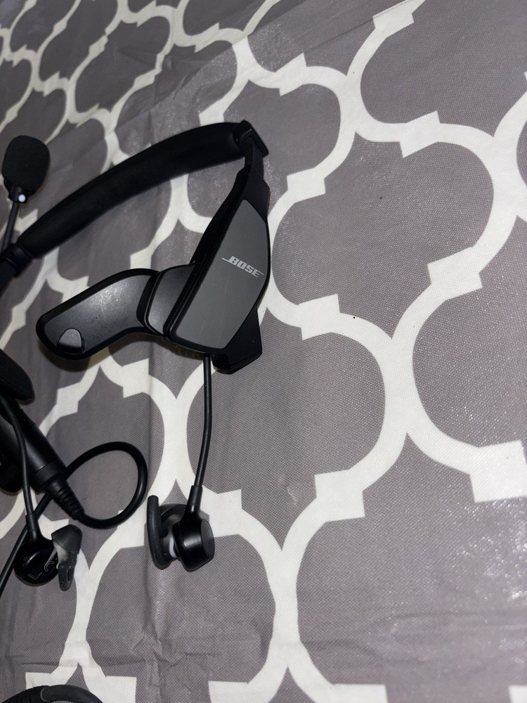 Bose ProFlight Series 2 Aviation Headset Black NON Bluetooth. Tested Working