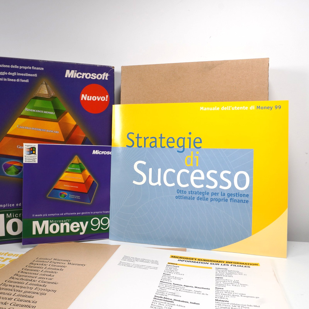 Microsoft Money 99 Windows CD-ROM - For Windows 95 / NT - Complete Box