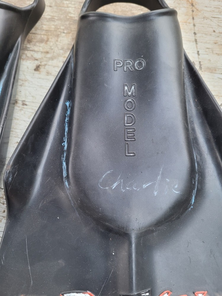 1 Pair Dafin 5-6 Small Fair condition,