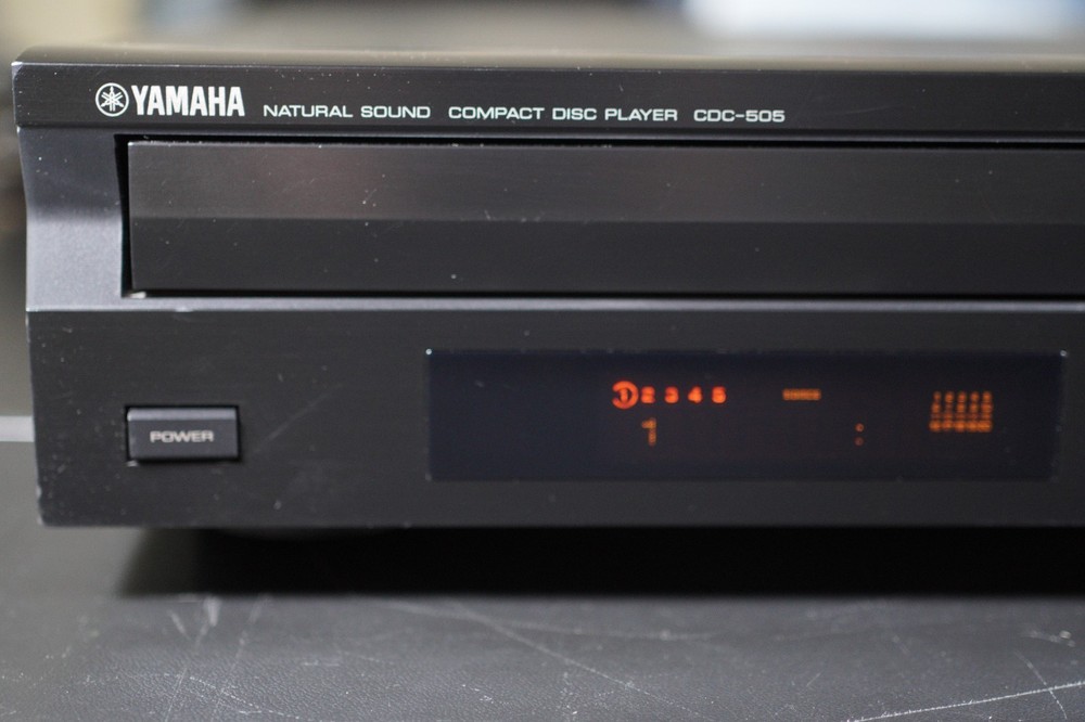 Yamaha Natural Sound Compact Disc Player CDC-505