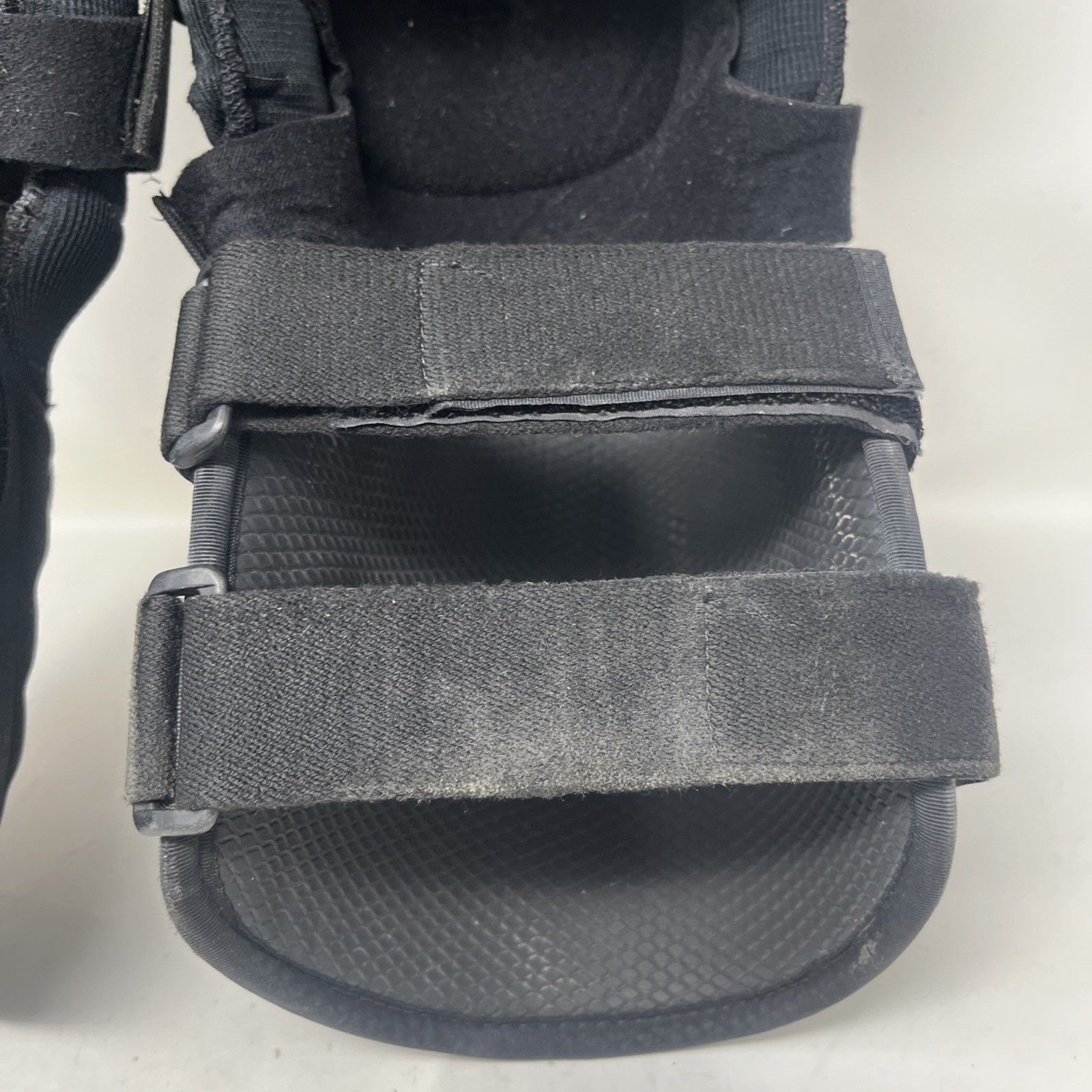 EVS RS7 Pair Left & Right Adult Size XL Large Knee Braces Protector Motorcross