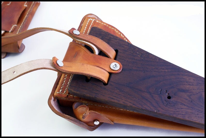 Gun Holster for Parabellum Luger wz 1908 Artillery, perfect product manual