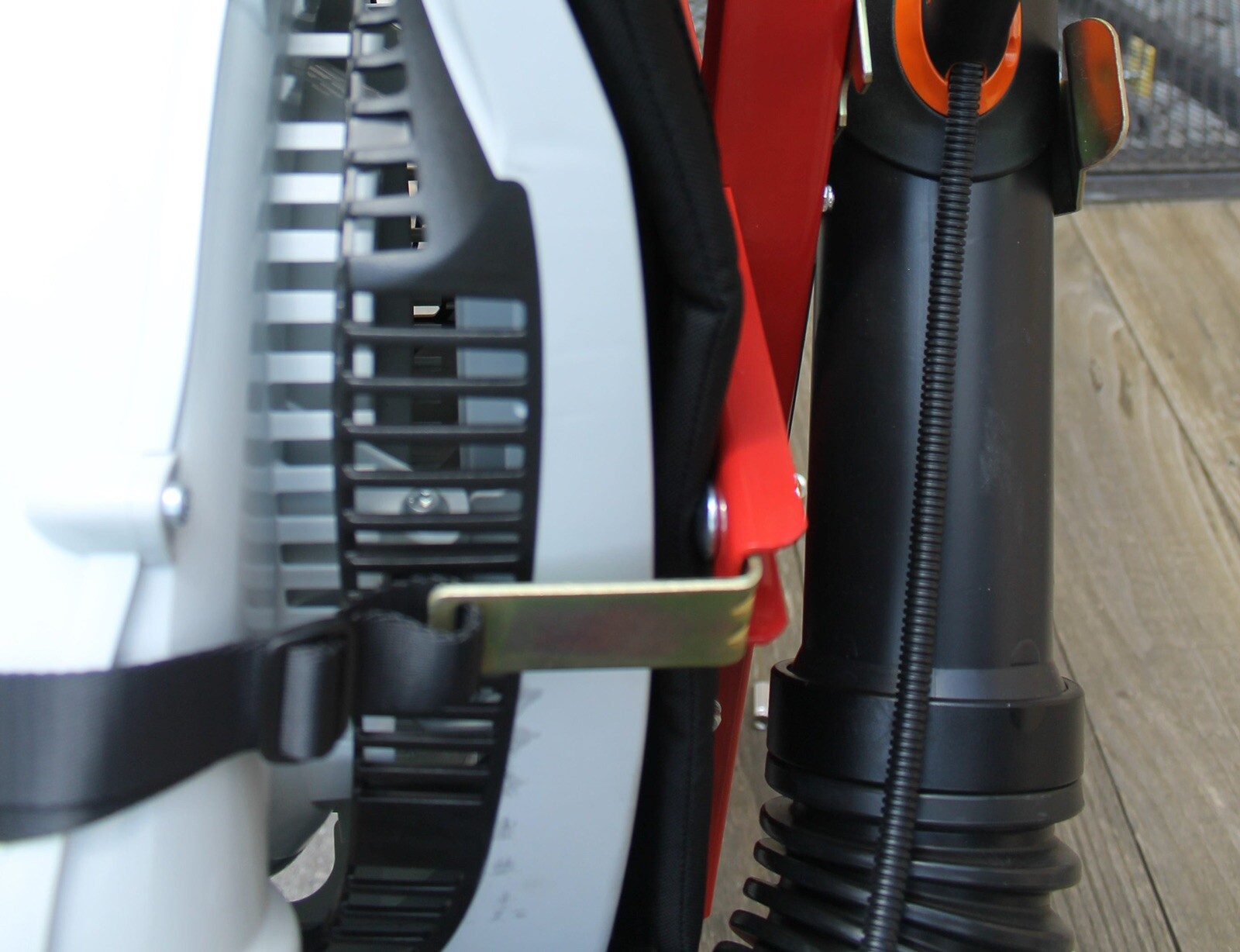 Jungle Jim's Double Back Pack Blower Holder 2BH For Landscape Trailer New In Box