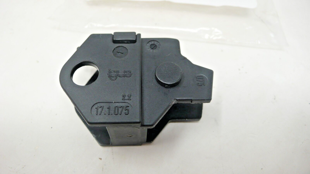 IGUS 17.1.075 LINK, CABLE .59 IN WIDE