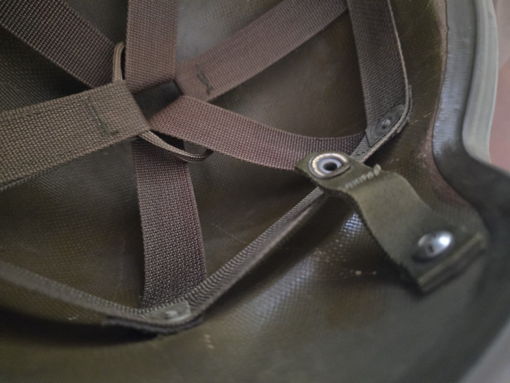 PASGT HELMET DEVILS LAKE SOUIX MFG with Liner
