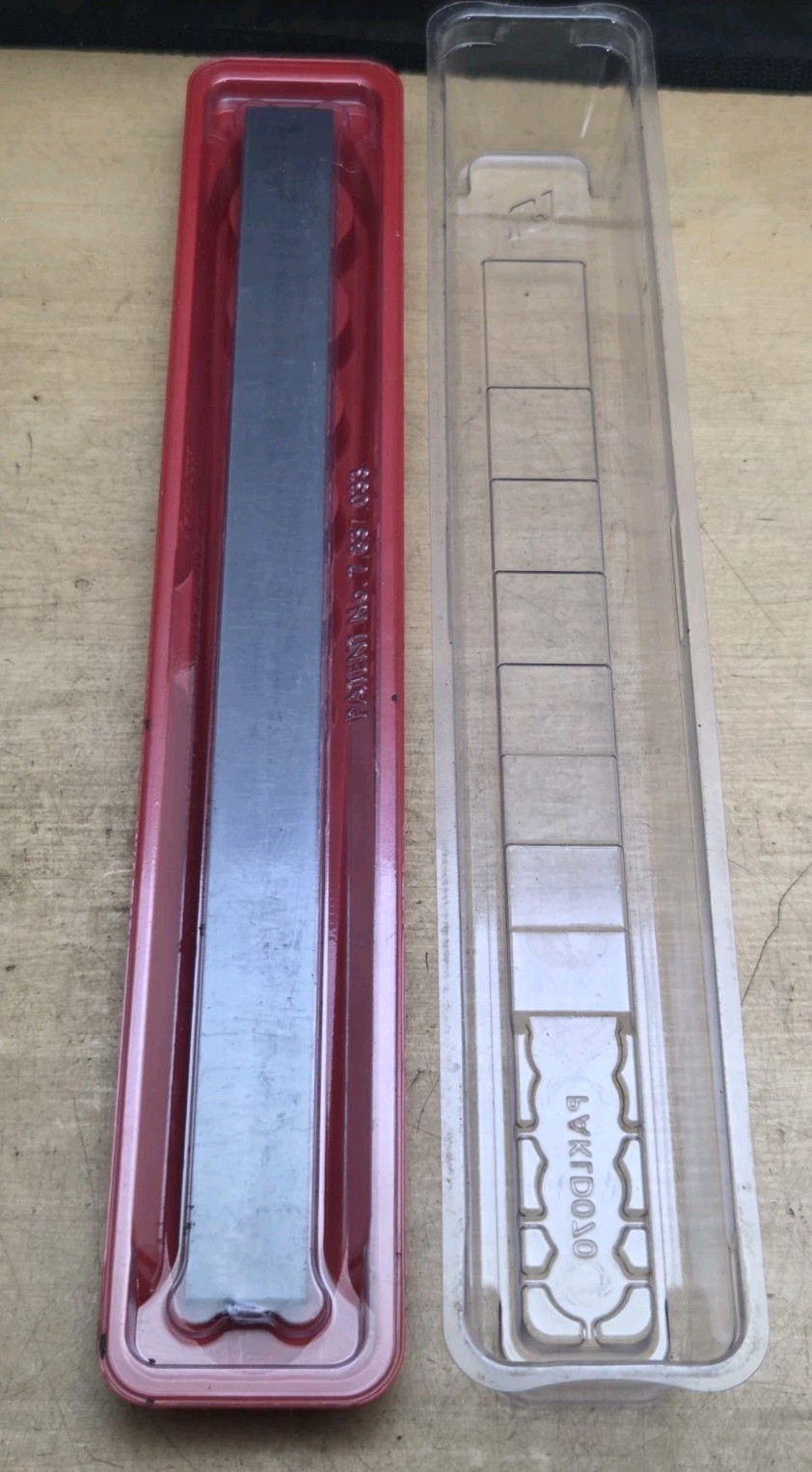 New SnapOn PAKTY223-Magnetic Tray W/ Lid For-3/8 Dr 12Pc SAE Shallow Imp Skt Set