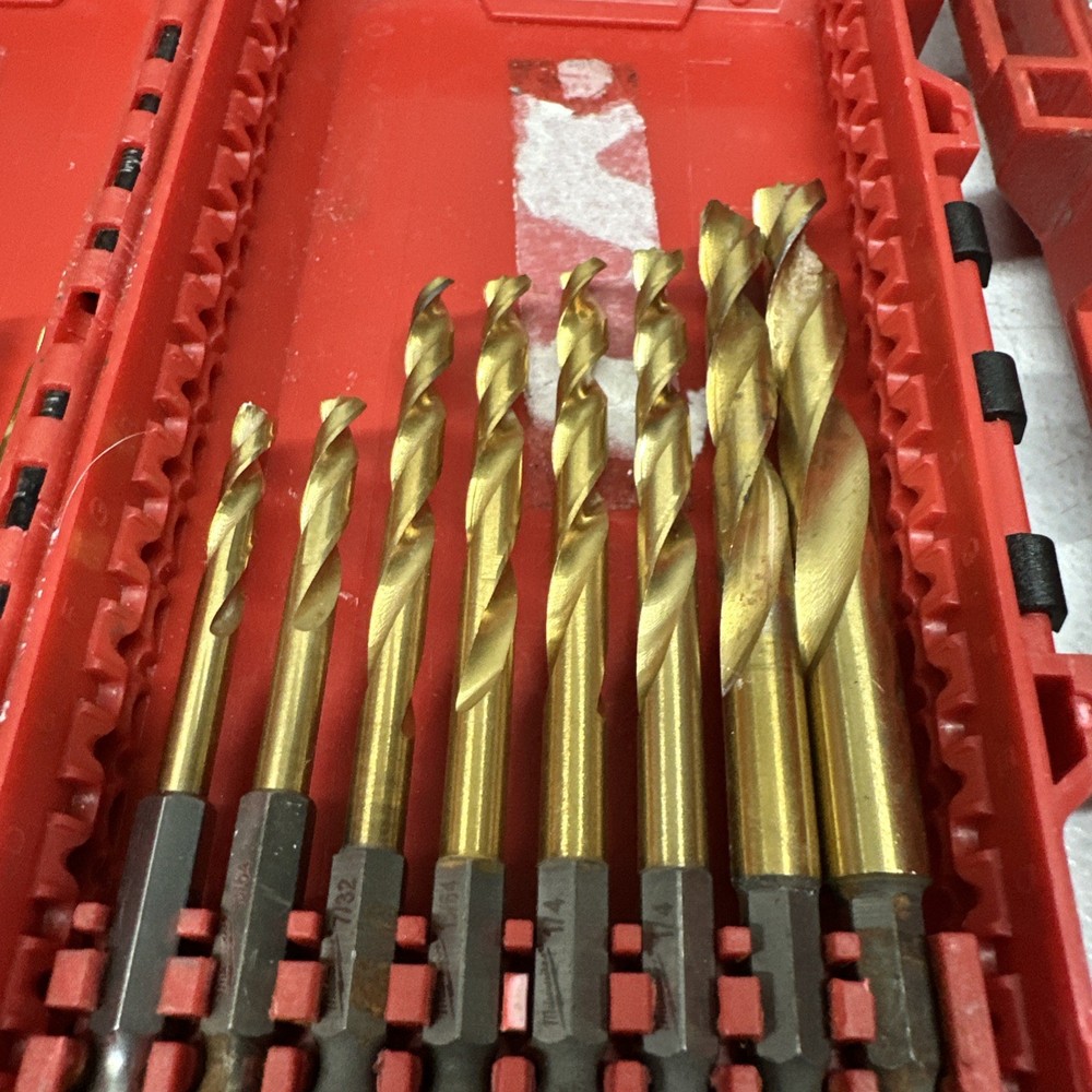 Milwaukee Impact Socket 3/8 , Drill Bits Titanium , Charger,Diablo Lot