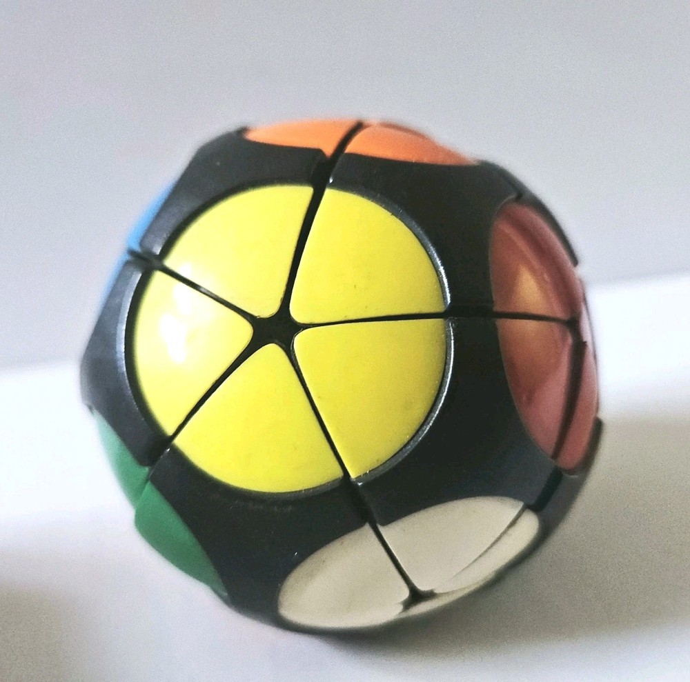 Vintage 1980s Milton Bradley Impossible Ball