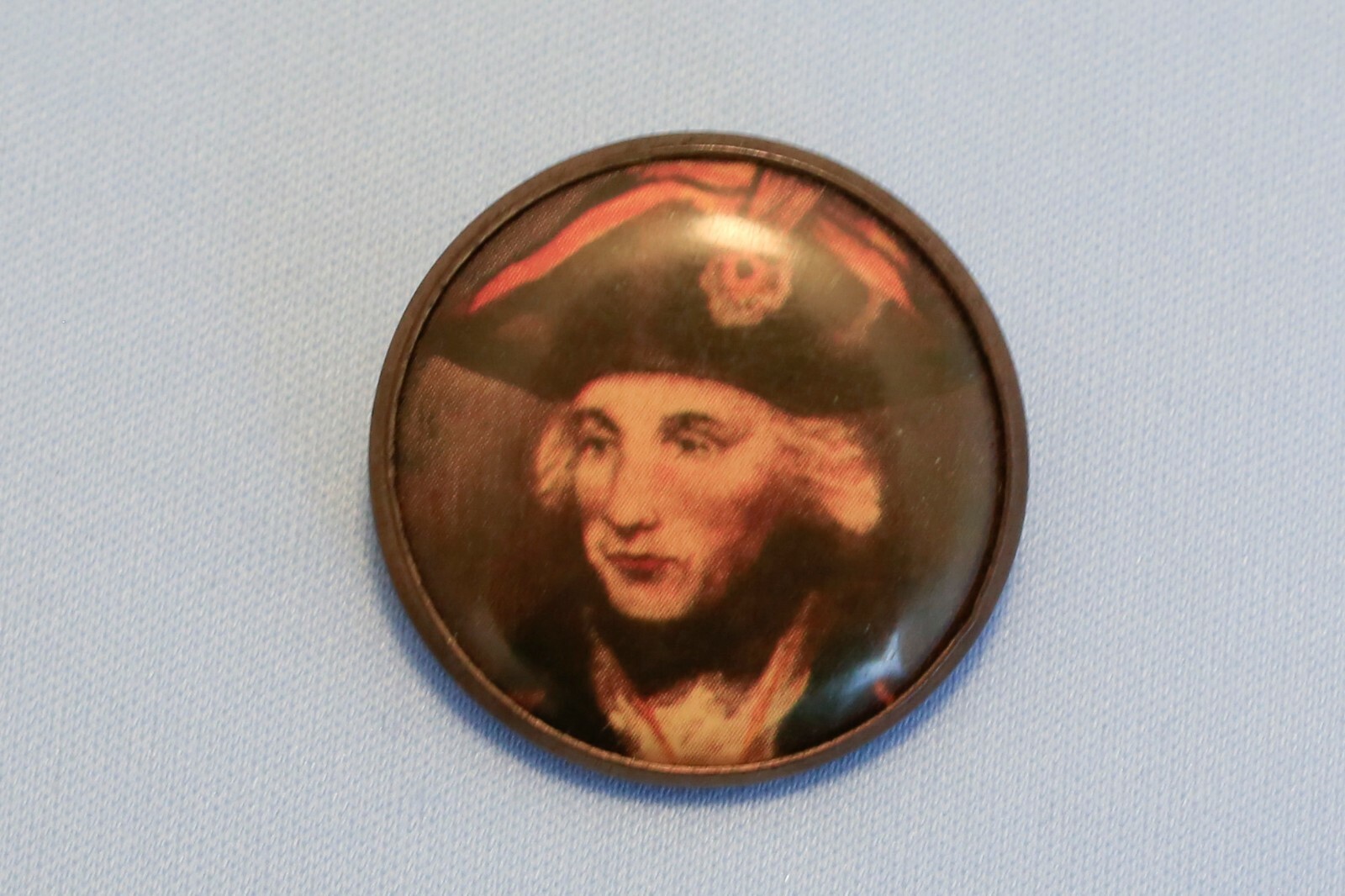Vintage Pinback Button Britain Admiral Lord Nelson Trafalgar Battle War Napoleon