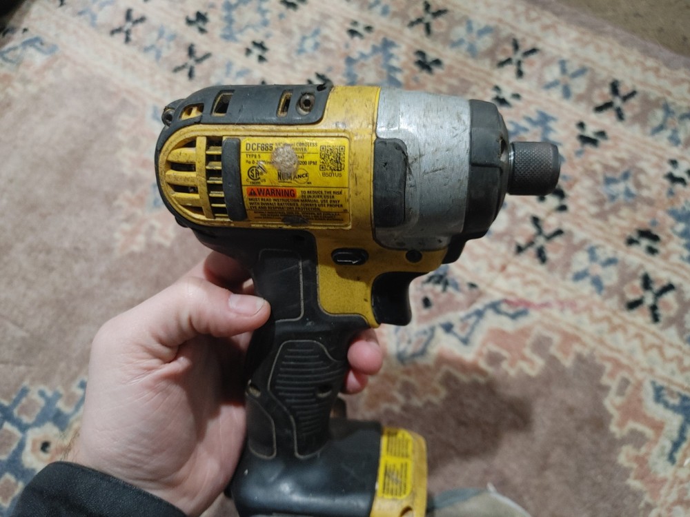 Dewalt DCF885 1/4” Cordless Impact Driver Drill 20v Max (Tool Only)