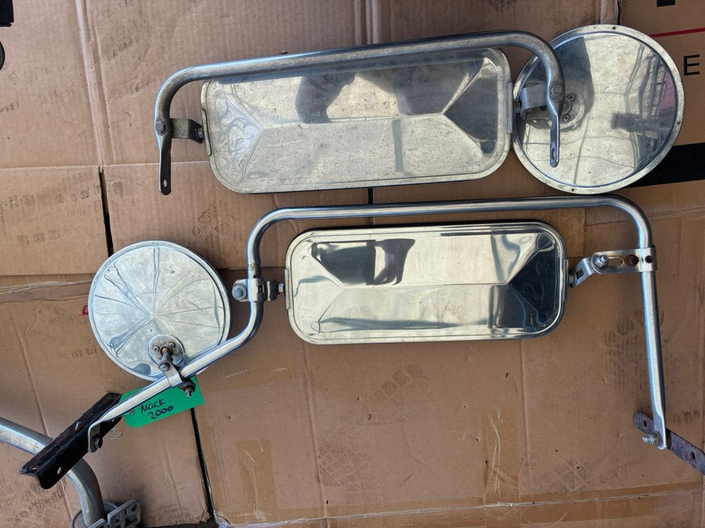 MACK MR688 MIRROR ASSEMBLY CAB/DOOR