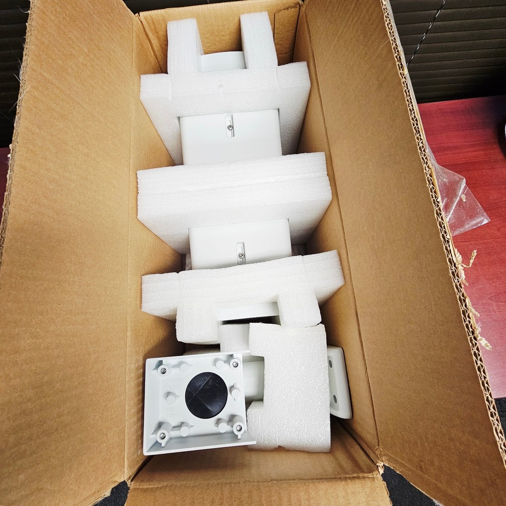 Axis P1357-E Network Camera P/N:0530-001 NEW (Open Box)