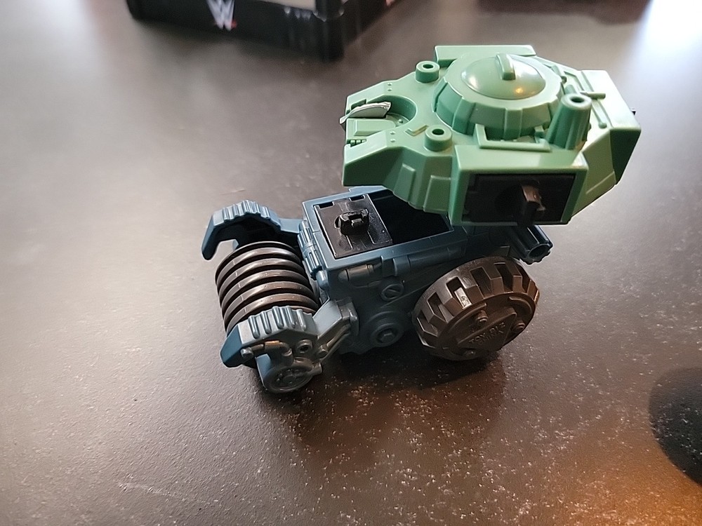 BATTLE BUILDERS TOY LOT