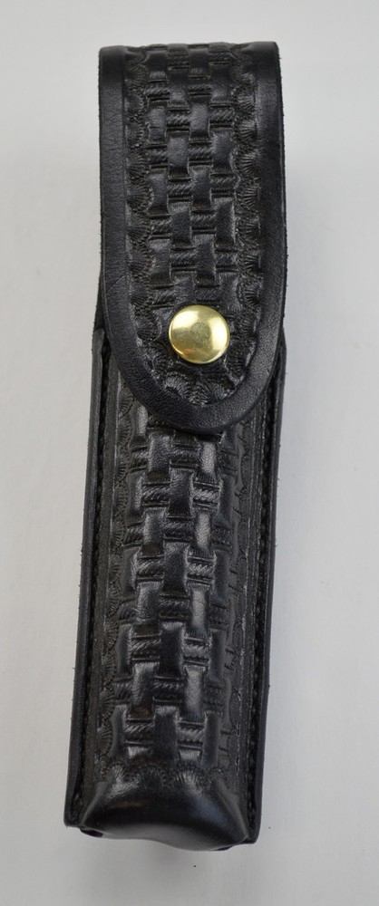 A. E. Nelson Leather 116BW Flashlight Carrier      (084000)