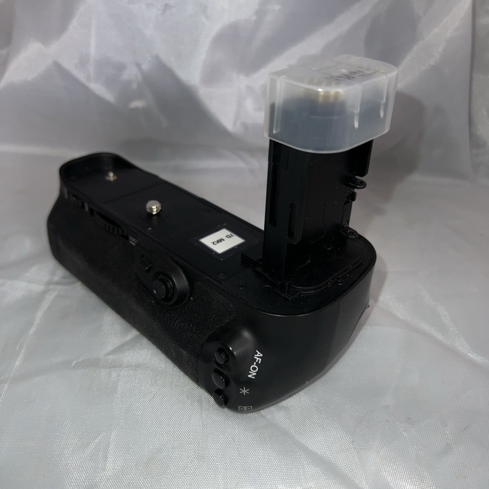 Vello Bg-c12 For Canon 7d Mark 2