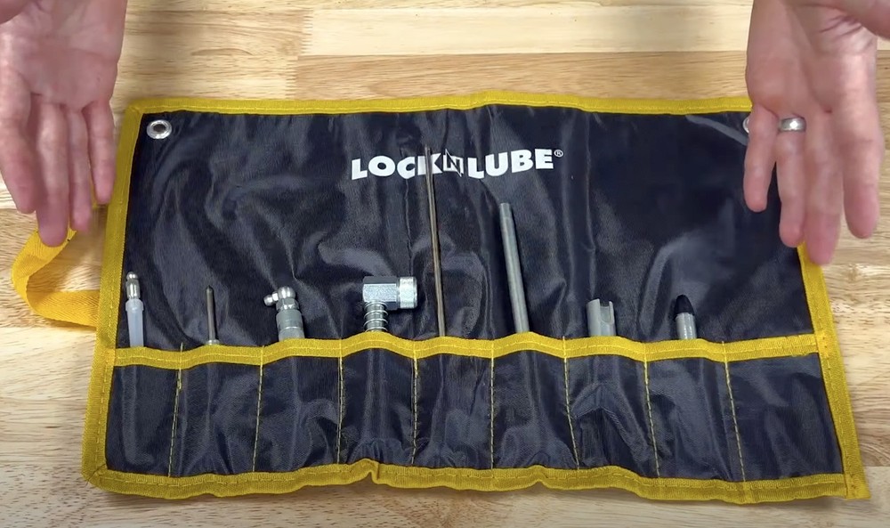LockNLube 8-Piece Quick-Connect Greasing Accessory Kit