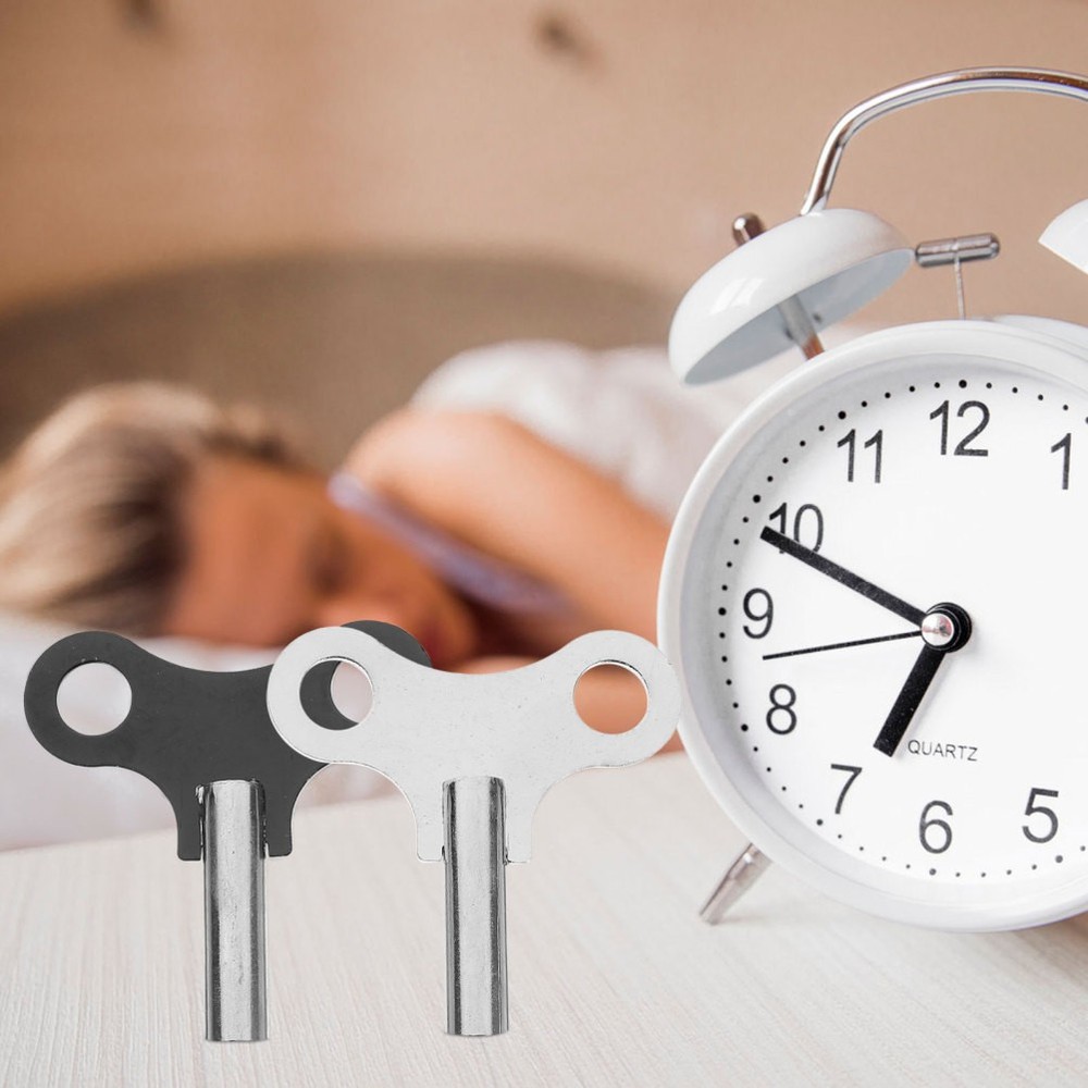 2 Pcs Clock Keys Practical Convenient Winders Wear Resistant Winding Tools