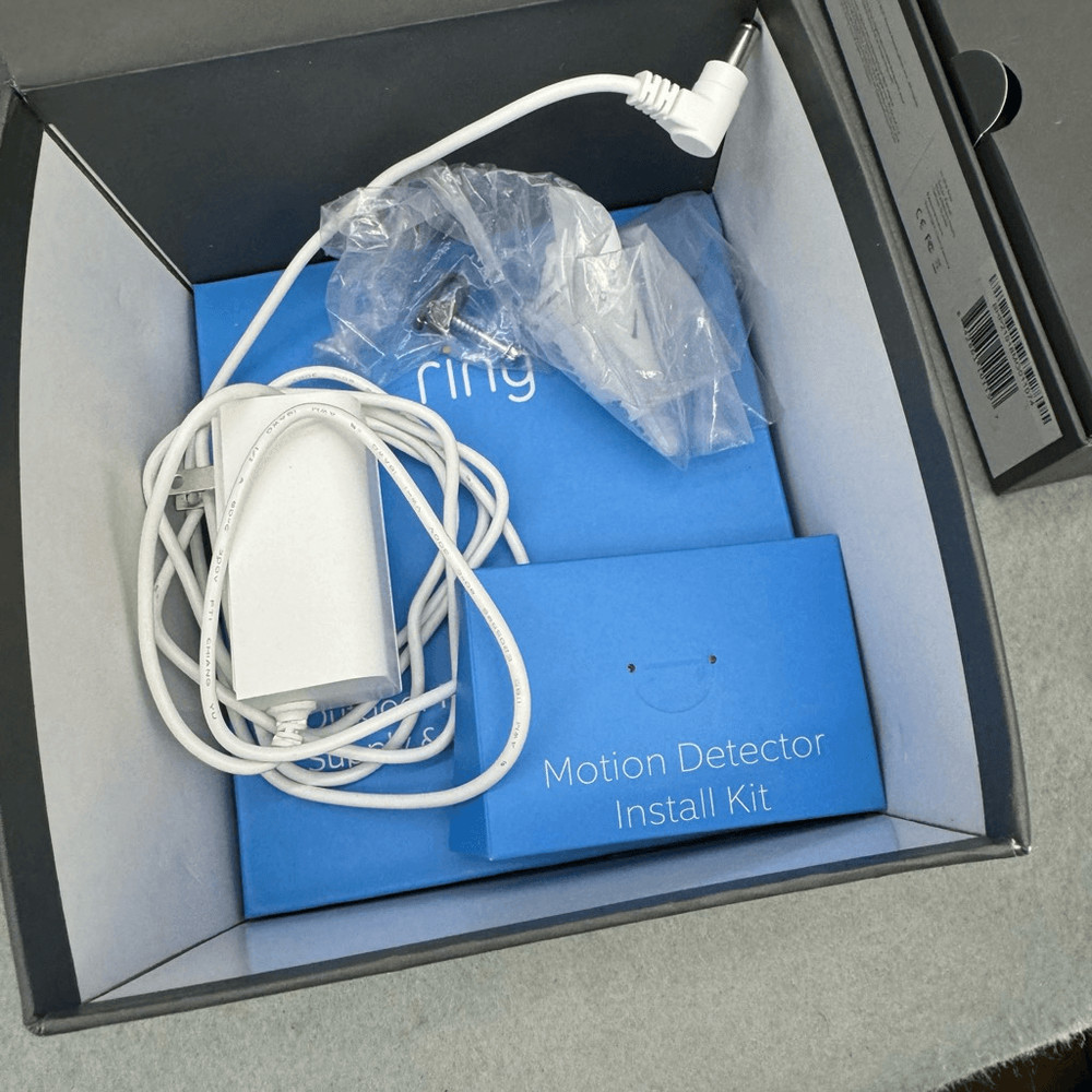 Ring Security System Bundle Motion Detector Solar Panel Install Acessories + Mor