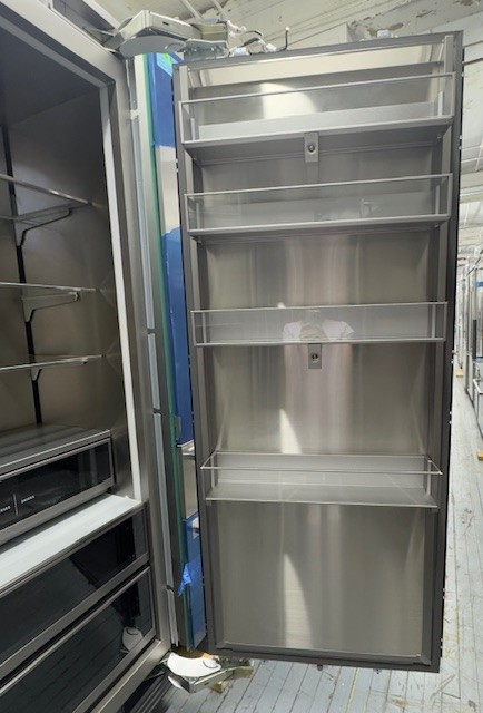 Dacor Contemporary DRZ18980LAP/DRR30980RAP Panel Ready Freezer/Column