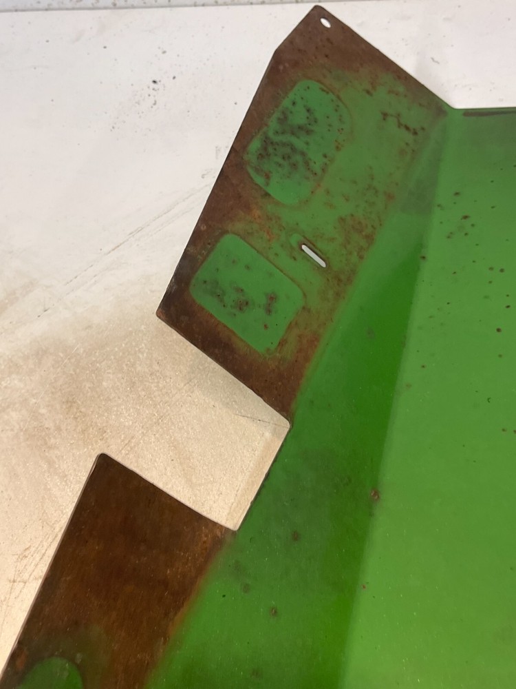 1993 John Deere 8870 Tractor Battery Box Cover Panel Plate