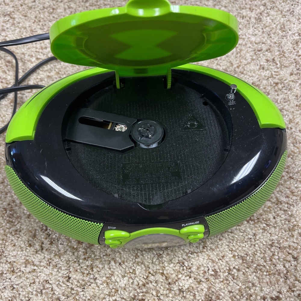 Ben 10 Radio/CD Player Rare