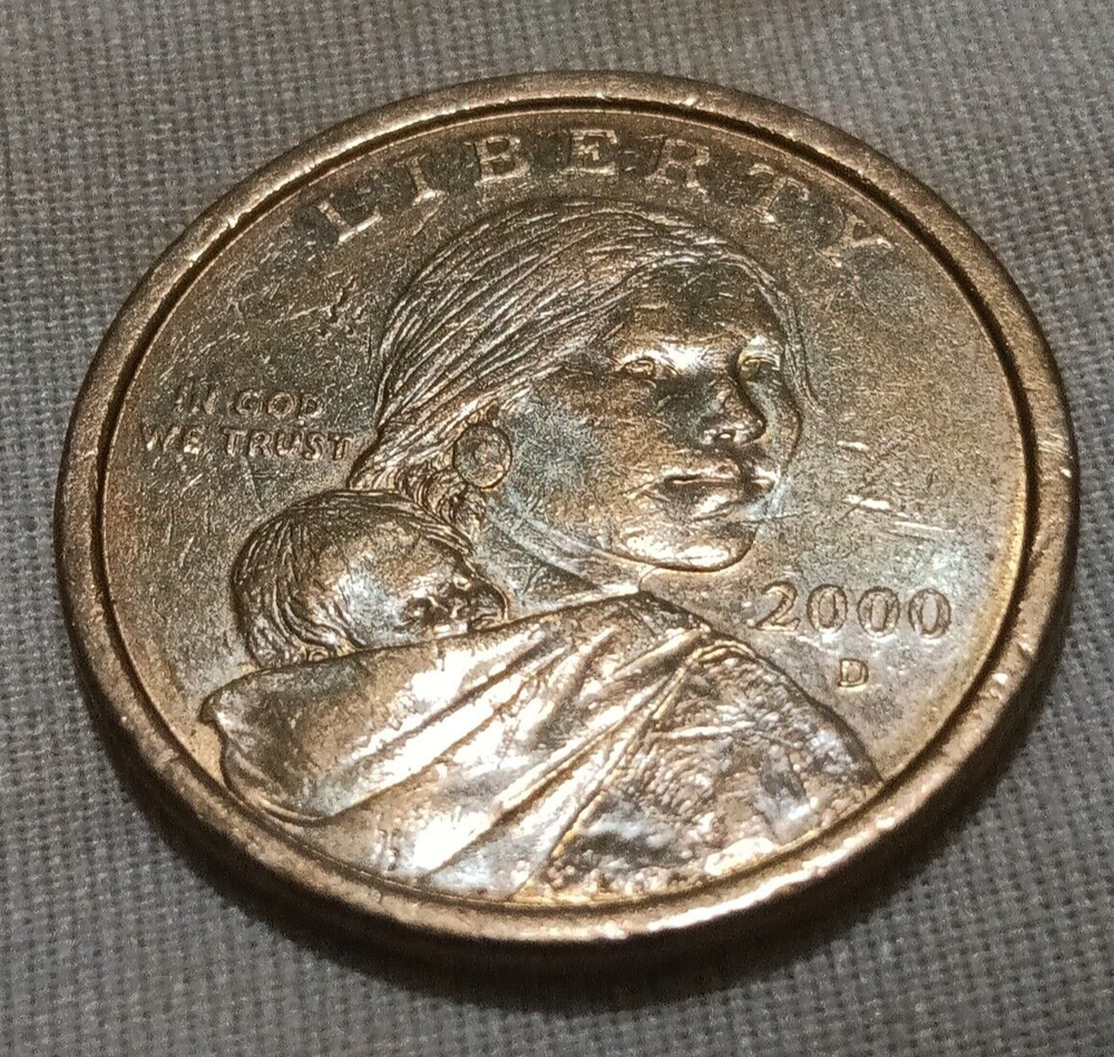 2000 'D' $1 SACAGAWEA DOLLAR COIN