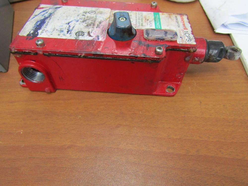 🔥HONEYWELL MICRO SWITCH 1CPS CABLE PULL SWITCH 1CPSA2