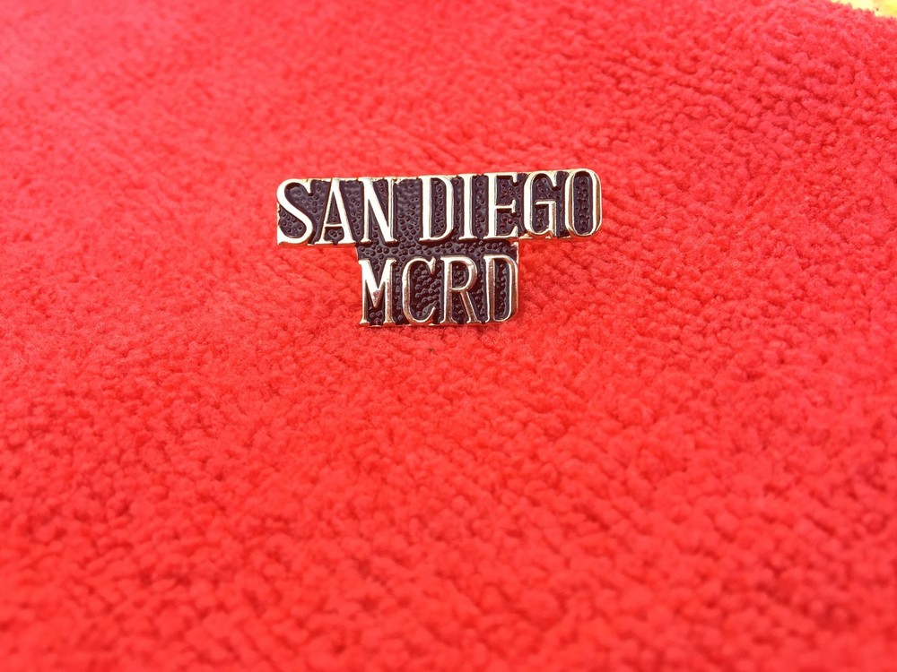 USMC SAN DIEGO MCRD TEXT USMC HAT PIN