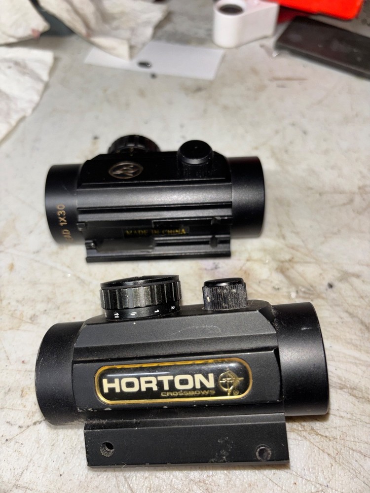 Horton Crossbow Red Dot Scope & Red Head red dot scope working