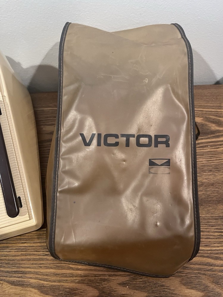 Vintage Victor 78254 10 Key Adding Machine POWERS ON & WORKS