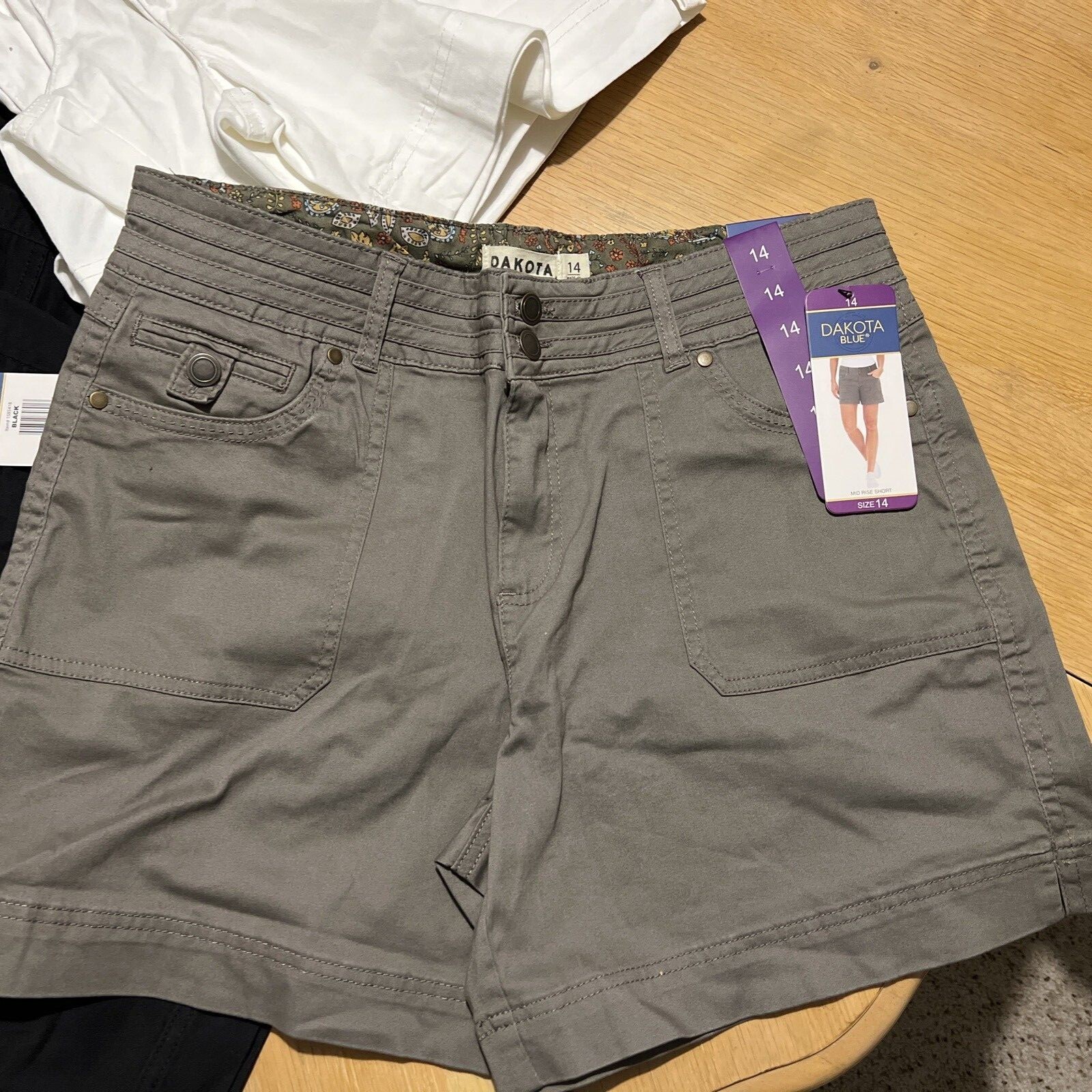 Women's Soft Stretch Casual Fit Mid Rise Shorts Colors & Sizes CHOICEs dakota