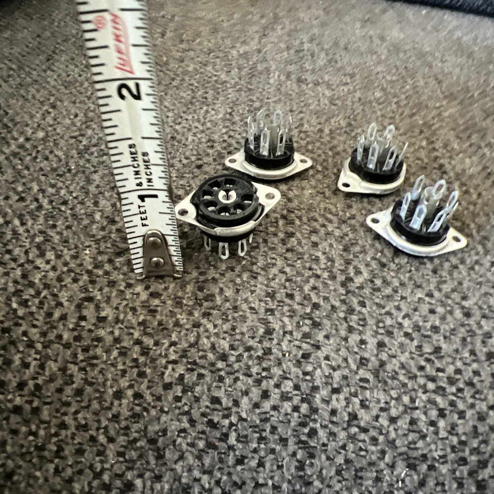 4 Electron Vacuum Tube Base Plug-In Socket 7 Pin