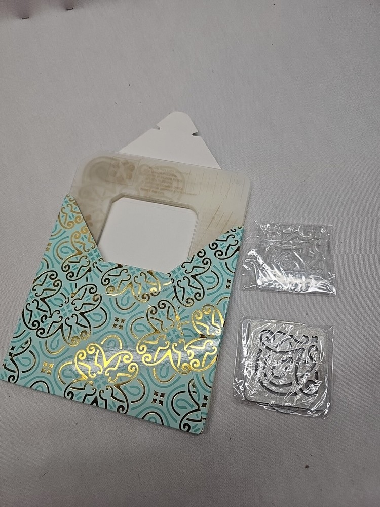 Anna Griffin Platform Punch With Stamps