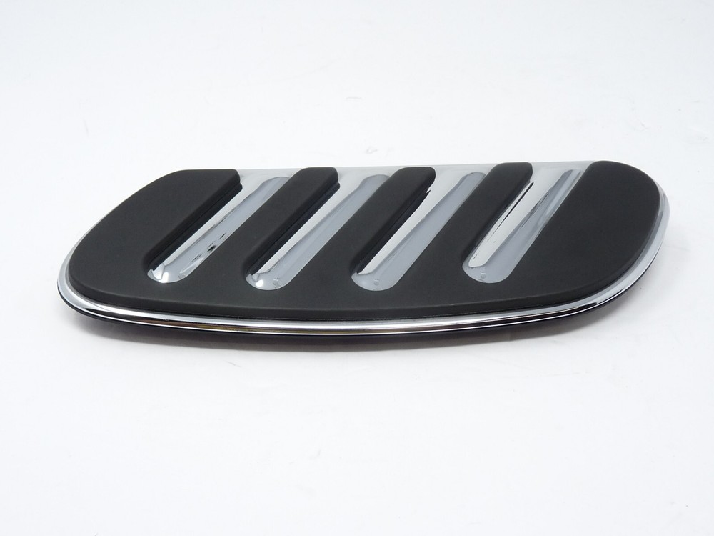 GENUINE HARLEY DAVIDSON CENTERLINE PASSENGER SWEPT WING FOOTBOARD INSERTS NICE!