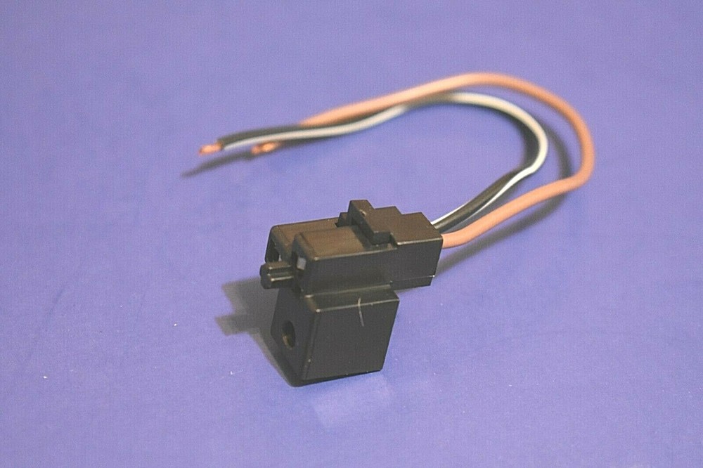 2 Low Beam Headlight Connector Plug Harness Chevy Camaro Corvette Firebird