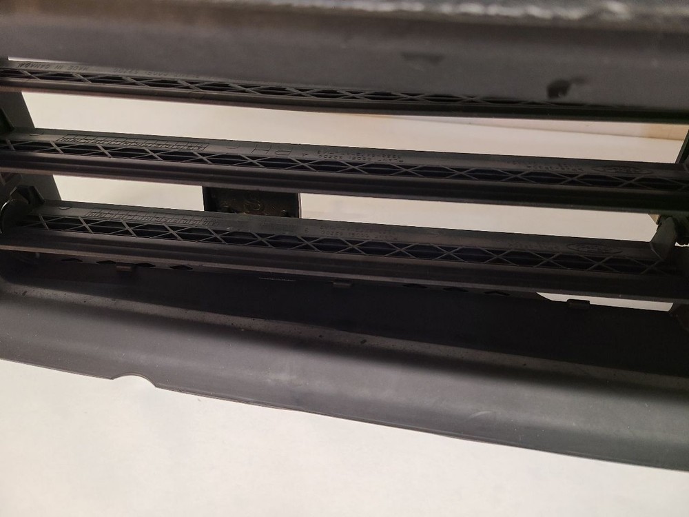 2016 2017 2018 2019 FORD EXPLORER Air Shutter