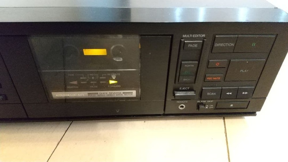 Victor DD-VR77 stereo cassette deck junk