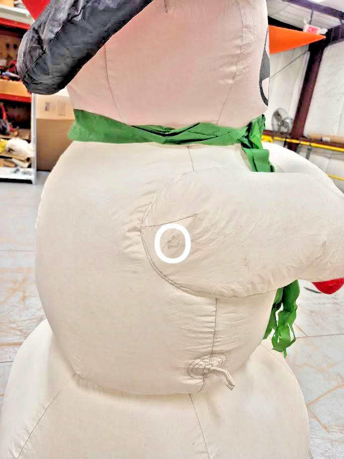 Gemmy 6 Ft Airblown Inflatable Christmas Shivering Snowman (NO ANIMATION)