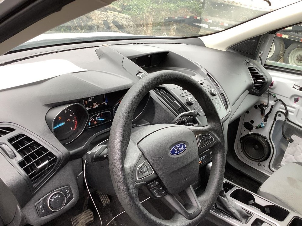 Console Front Floor SE Fits 17-19 ESCAPE 4595136